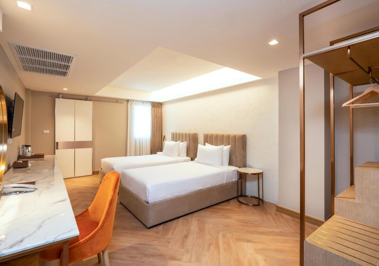 Khách sạn Away Riverside Kene 4*