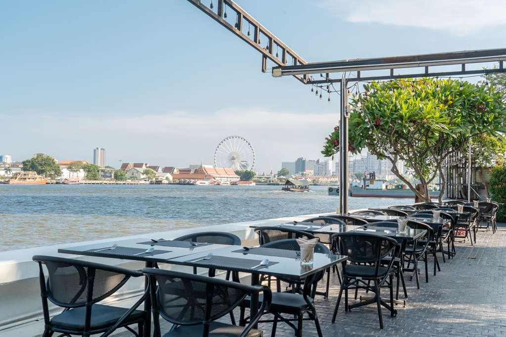 Away Riverside Kene Khách sạn